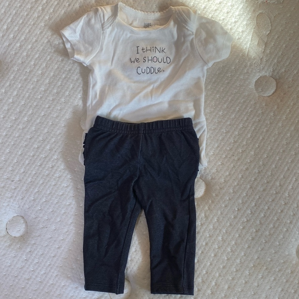 Cute 0-3m baby outfit, brandnew